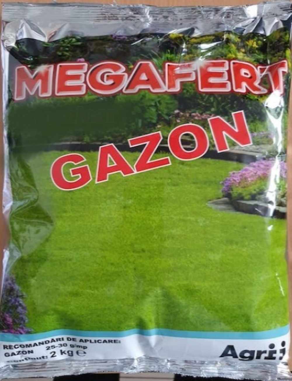 Ingrasamant Megafert NPK Gazon 2 kg